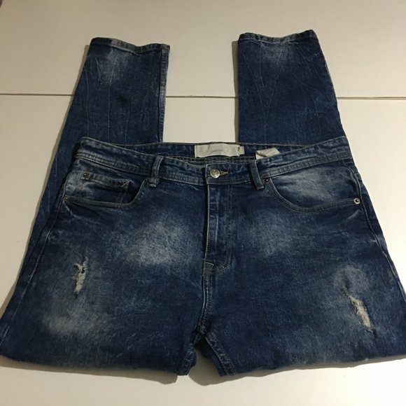 Jeanius Akademiks Mens Jeans Size 36x30 Distressed - Picture 2 of 10